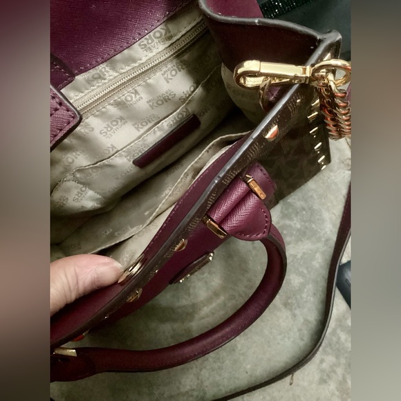 Medium Michael Kors Satchel Purse Brown, Plumb and Gold w/messenger strap - Picture 3 of 6
